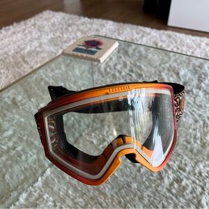 Electric snowboard goggles
